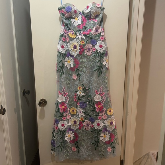 Mac Duggal Dresses & Skirts - Mac Duggal Strapless Floral Mermaid Gown